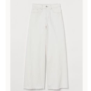H&M Wide-Legged Cropped Jeans